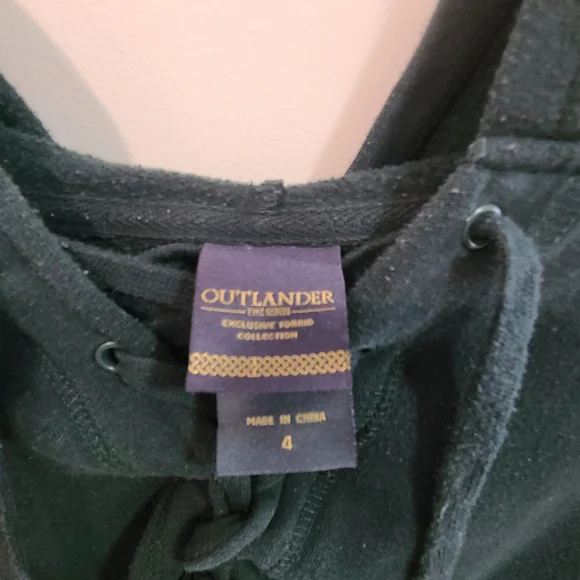 Plus Lace-Up Black Hoodie with Gold Sleeve Detail - Women - Picture 7 of 9